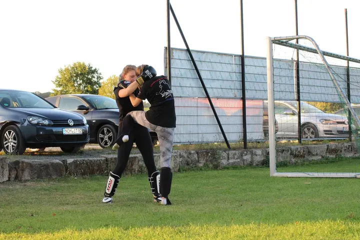 Combat 8 Muay Thai — Kampfsport in Hardegsen-Ellierode
