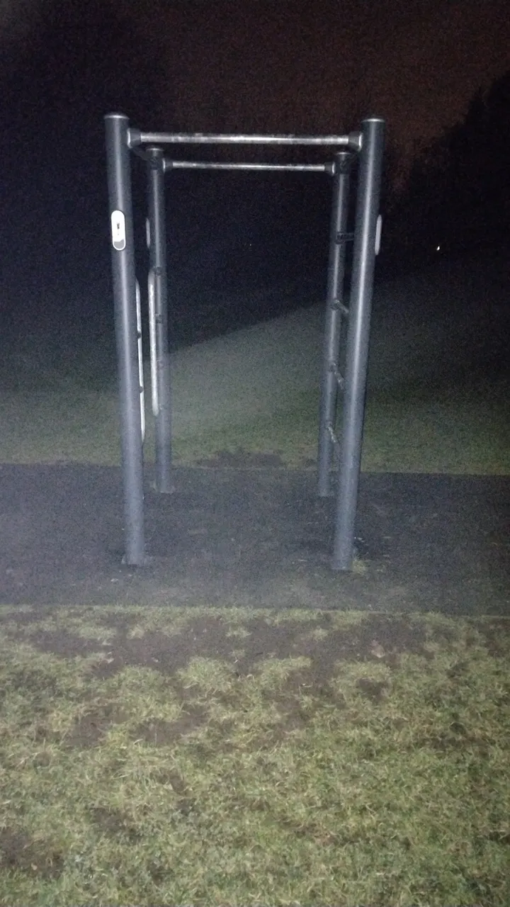 Street Workout Anlage Calix — calisthenics-studio in Hamburg — 3