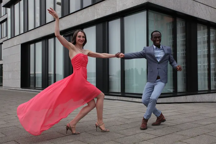 Salsa Flow — Tanz in Bilk, Düsseldorf