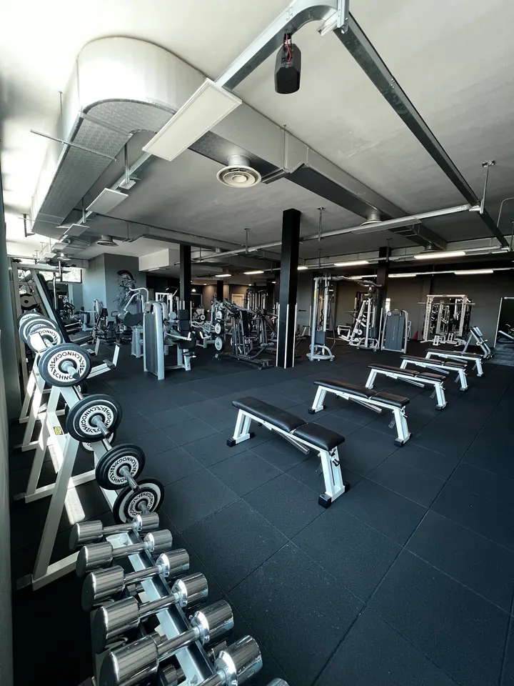 Titanium Gym — palestre-studio a Villaggio Violino, Brescia — 3