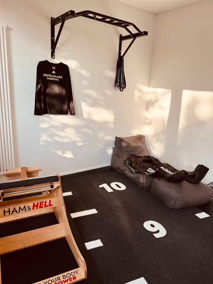 Werk 3 Physio & Training Hamburg — Krafttraining in Uhlenhorst, Hamburg