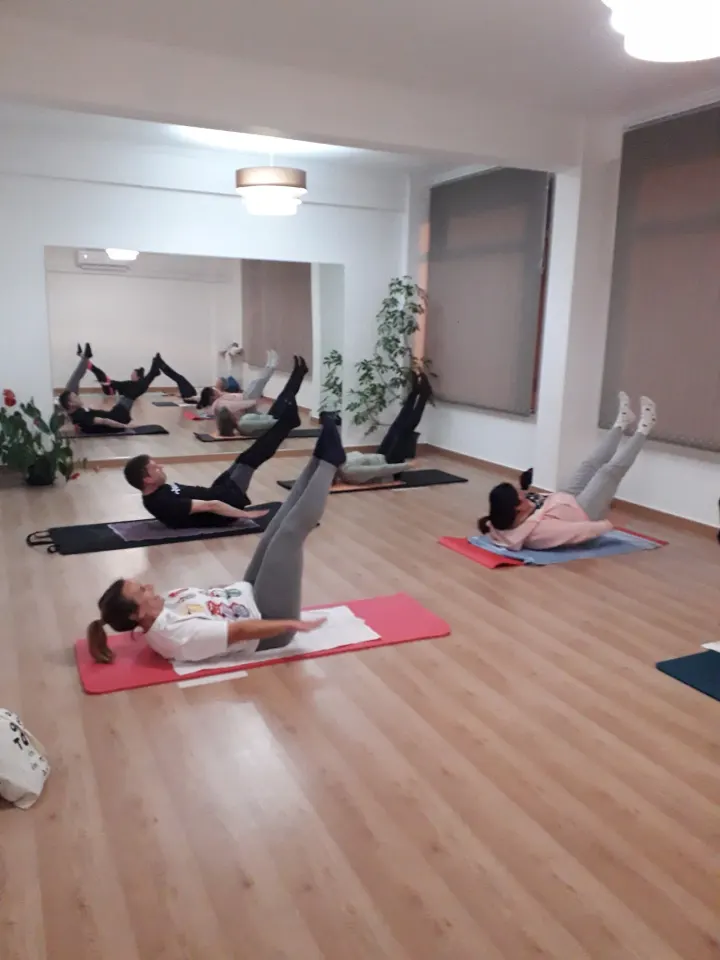 Espaço Para Si - Yoga e Ayurveda — Yoga em Mem Martins, Algueirão
