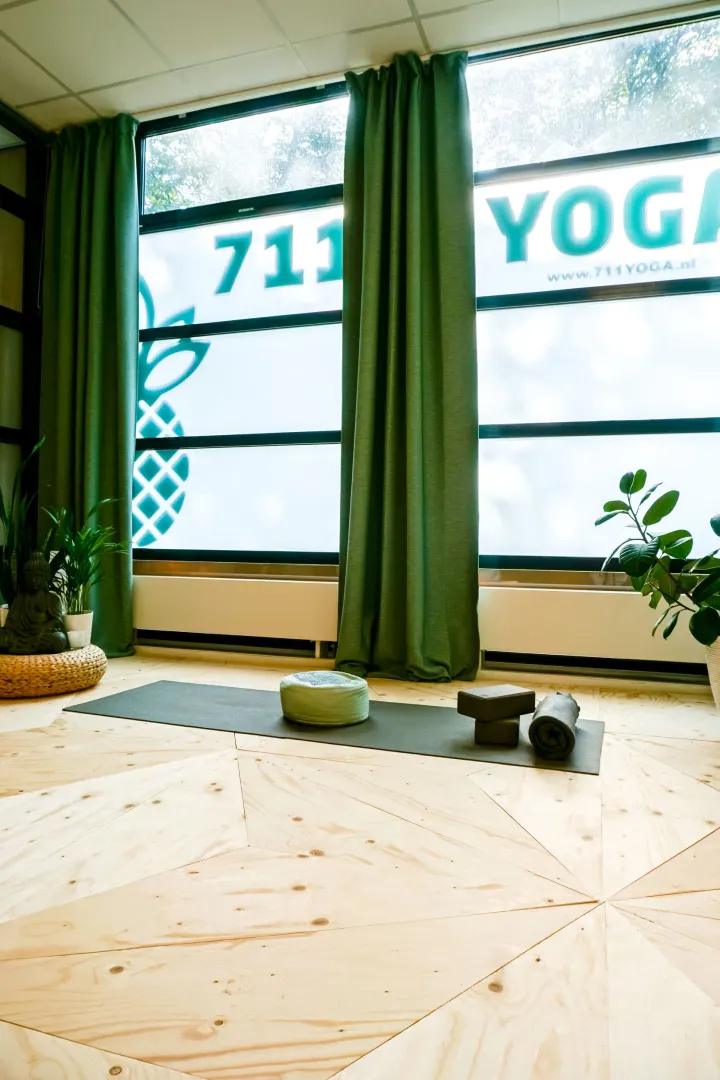 711 Yoga & ademwerk — yoga-studio in KG 's-Gravendeel — 5