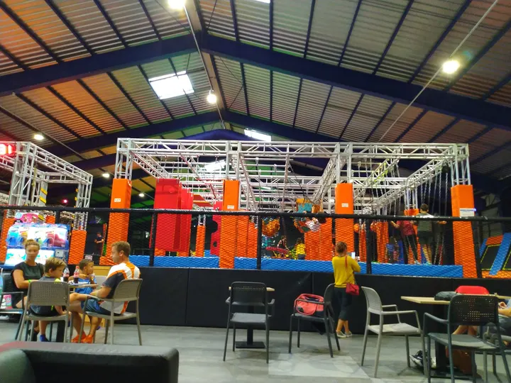 JUMP ARENA Bordeaux — Gymnastique à Bègles