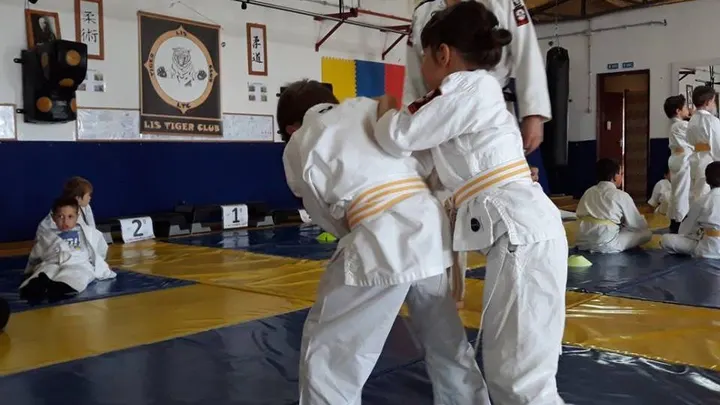 Lis Tiger Club — artes marciais-studio em Santa Eufémia e Boa Vista, Leiria — 2