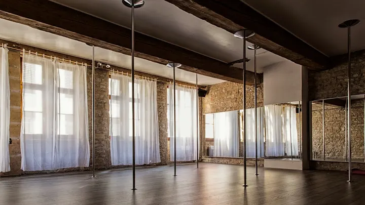 Spin Or Tricks Chair Follies — salle de fitness-studio à Cordeliers, Lyon — 2