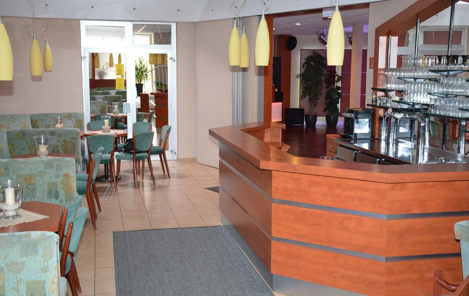 Tanzschule Möllmann-Oberbach — tanz-studio in Paderborn, Paderborn — 3