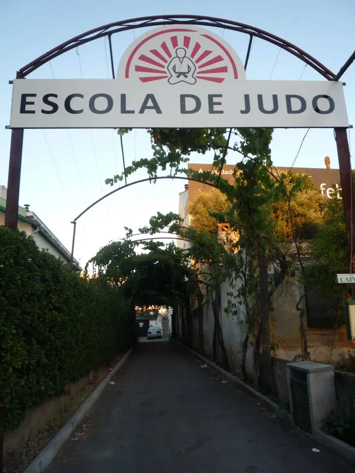 Escola de Judo de Coimbra — Artes marciais em Casa Branca, Coimbra