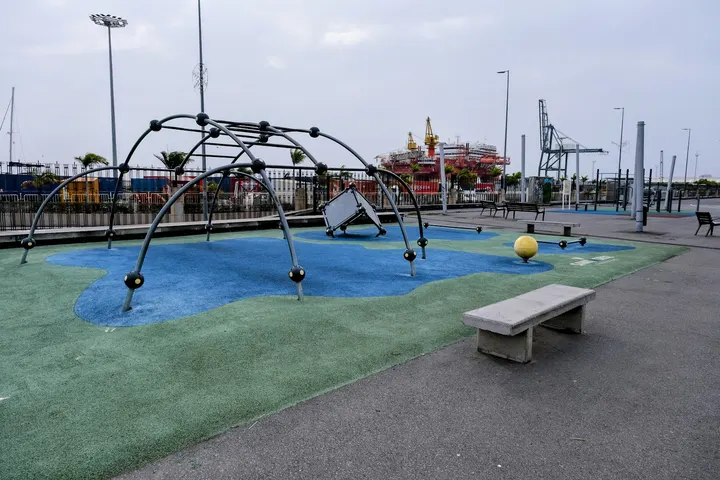 Parque de Calistenia / Street Workout Kenguru PRO — estudio de fitness-studio en El Cabo, Santa Cruz de Tenerife — 3