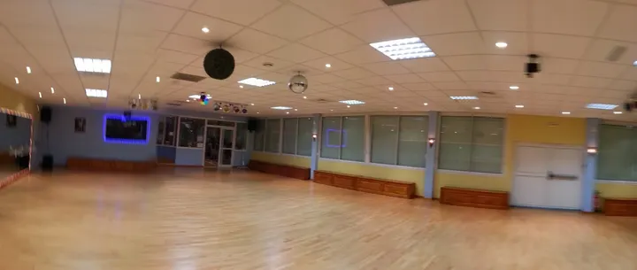 Ecole de danse Mansouri — danse-studio aux Bourroches, Dijon — 3