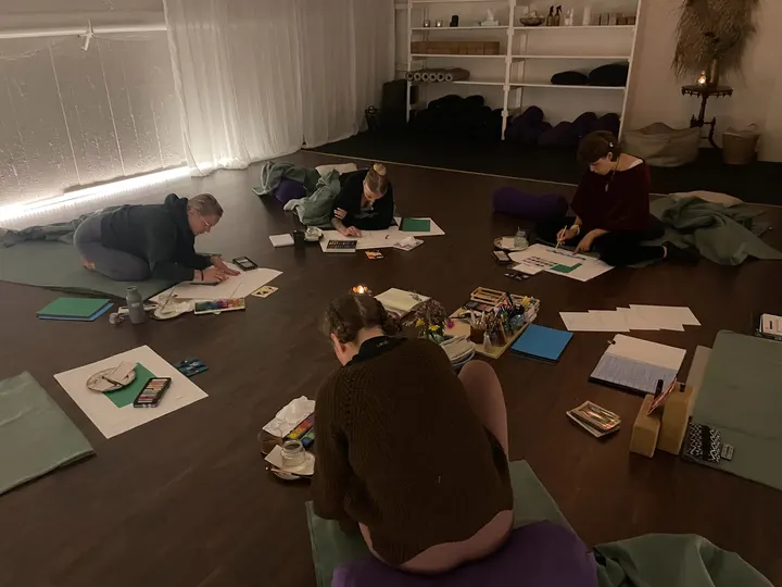 Art Therapy, Holistic Counselling, Mindfulness, Yoga and Reiki at Be Immersive — yoga-studio i Stockholm — 4