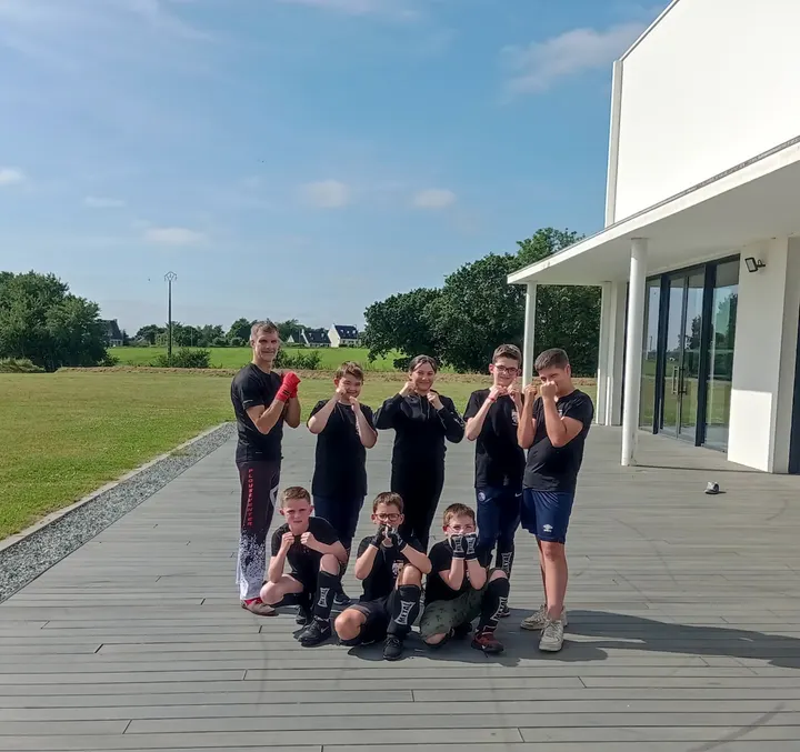 savate boxe française Breizh — arts martiaux-studio à Plounéventer — 4