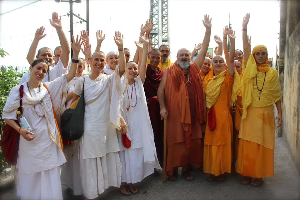 Academia de Yoga & Dharma — yoga-studio en Granada — 4