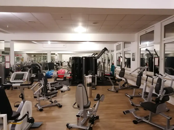 4ever Fit Lady Aktiv Fitnessstudio — Fitnessstudio in Frohnhausen, Essen