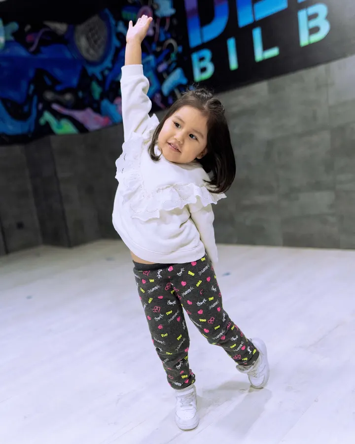 DENA BILBAO Escuela baile y danza — Baile en Santutxu, Bilbao