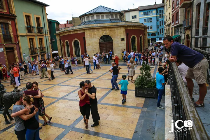 Oviedo Milonguero " La Bombonera " — dance-studio i Buenavista, Oviedo