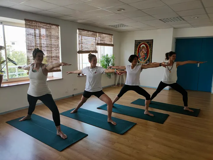 Home Éveils et Yoga — yoga-studio à Justices - Madeleine - Saint-Léonard, Angers — 2