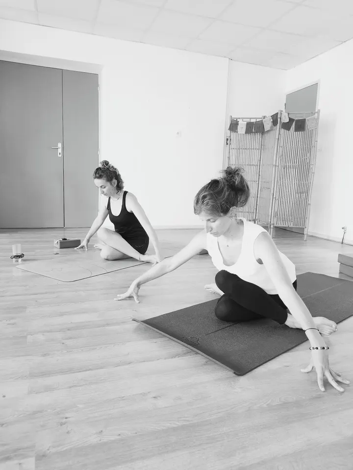 Home Éveils et Yoga — yoga-studio à Justices - Madeleine - Saint-Léonard, Angers — 3