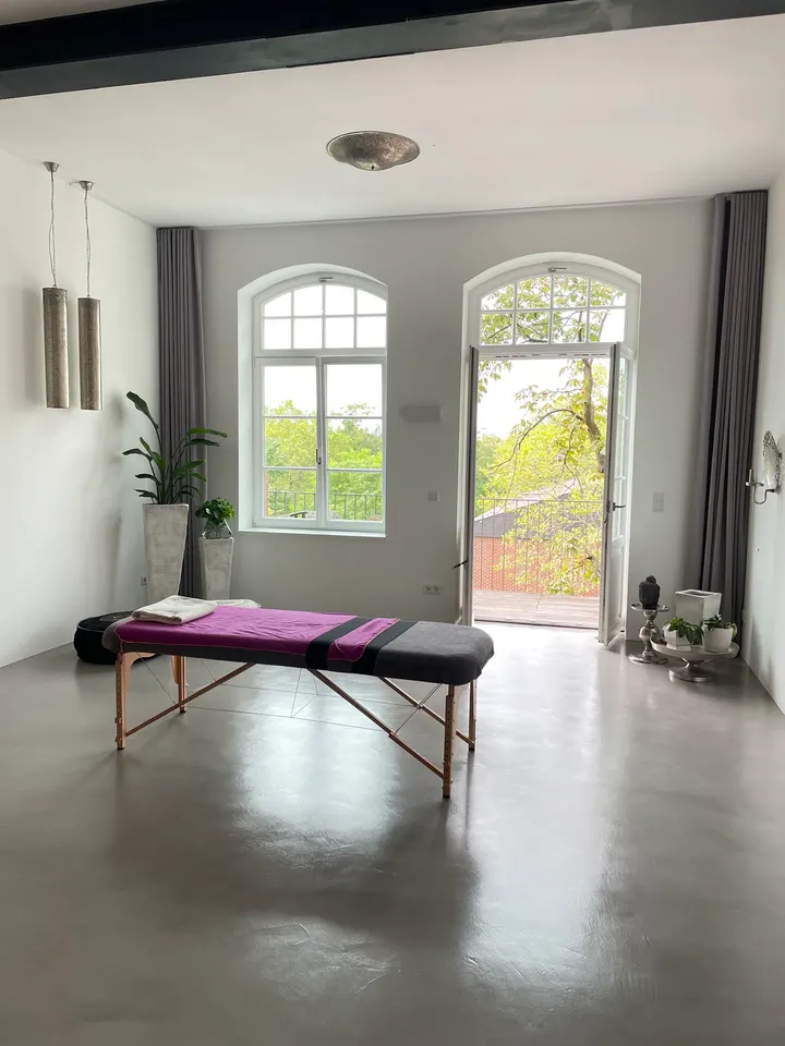 Yoga & Bodywork I Mareike Funk — yoga-studio in Neckarstadt-Ost, Mannheim — 2