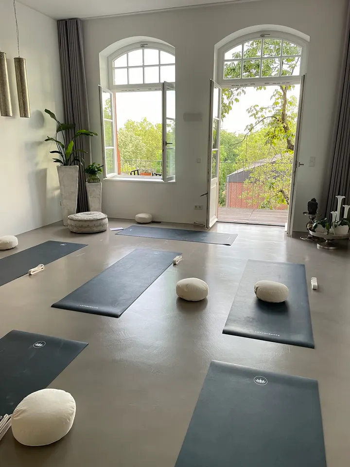 Yoga & Bodywork I Mareike Funk — yoga-studio in Mannheim — 3
