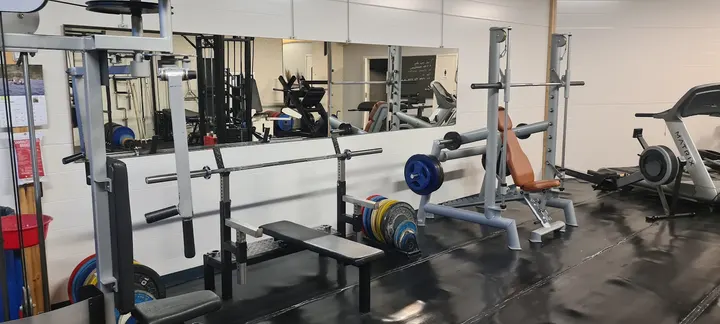 Kenkätehdasgym — fitnessstudio – Punkalaidun — 2