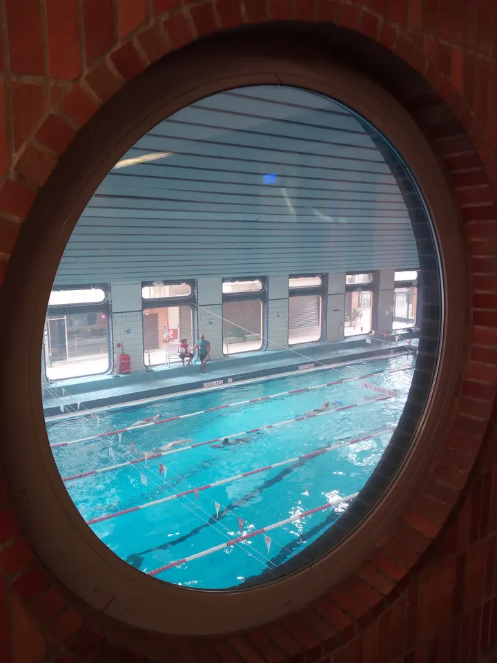 Piscine de la Cour des Lions — studio à Paris 11e Arrondissement, Paris — 2