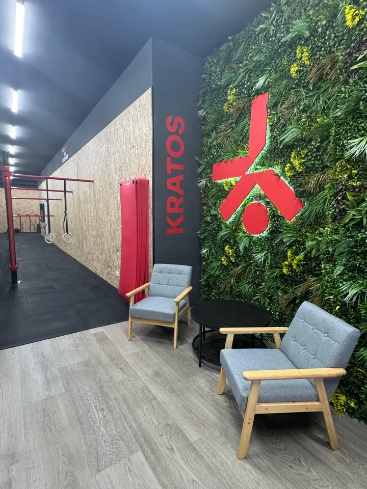 Kratos Calisthenics Poblenou — Calisthenics en Sant Martí, Barcelona