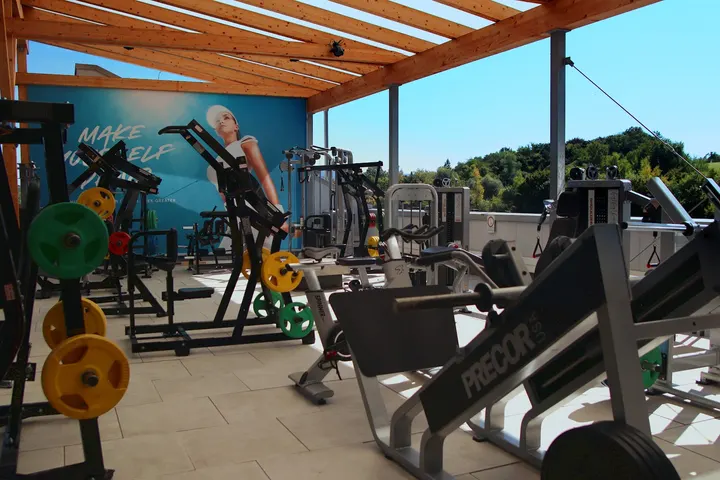 Power Play Fitnessstudio Nürtingen — Fitnessstudio in Kleintischardt, Nürtingen