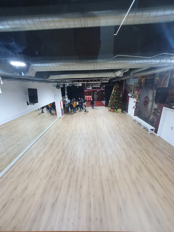 Escola i Sala de ball El Mirall — baile-studio en Lleida — 5