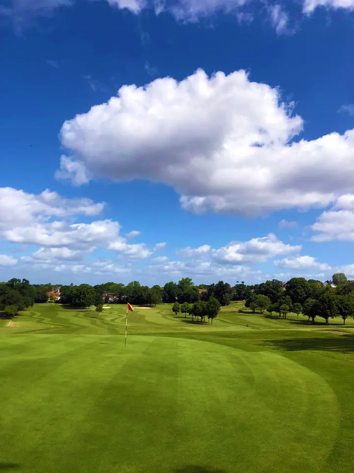 Everyone Golf Brent Valley Course Centr — fitness studio in London — 5
