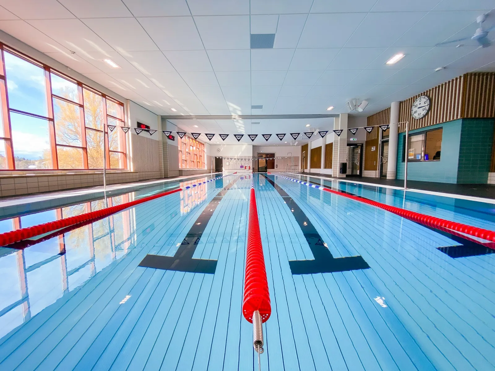 Trollhättans Simsällskap — studio-studio i Hjulkvarn, Trollhättan — bild 2