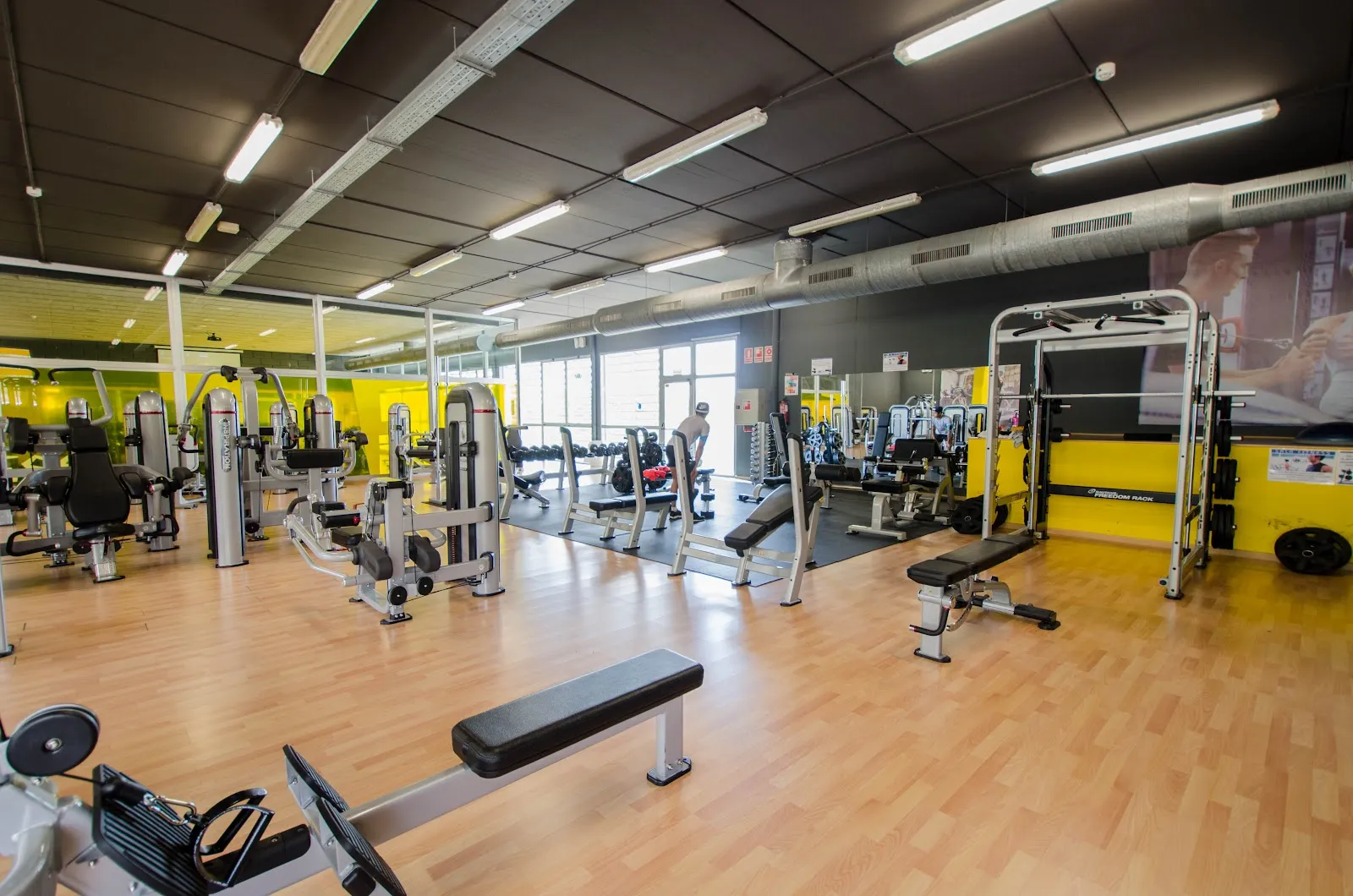 AQUA ROQUETES — estudio de fitness-studio en Roquetes — 2