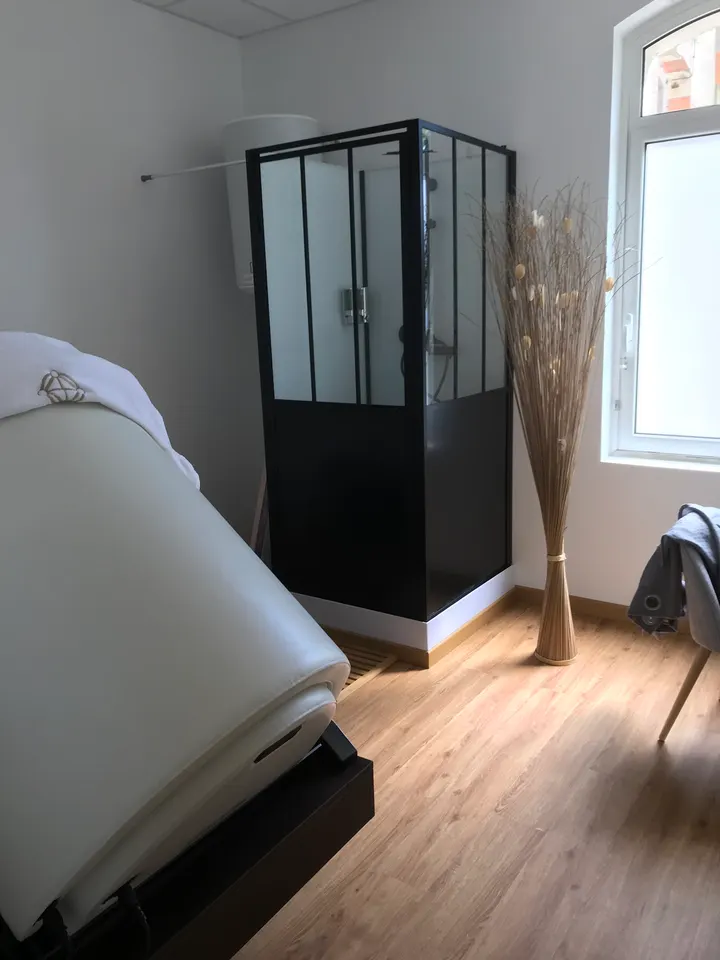 C-Line Électrostimulation — salle de fitness-studio à Gond-Pontouvre — 2