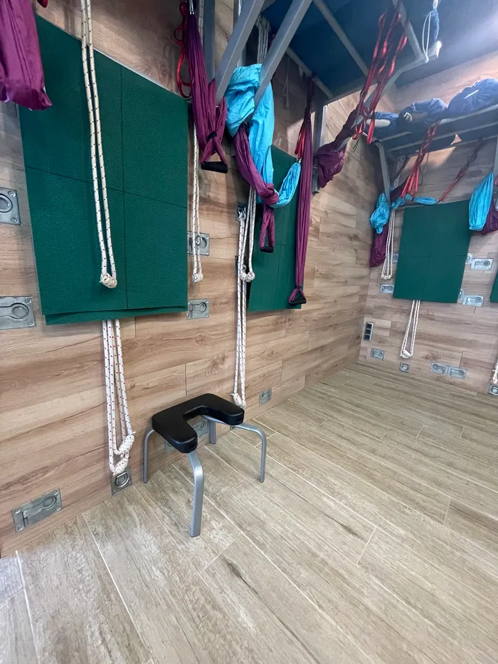El Árbol Del Yoga (método Iyengar) — yoga-studio en Moratalaz, Madrid — 2