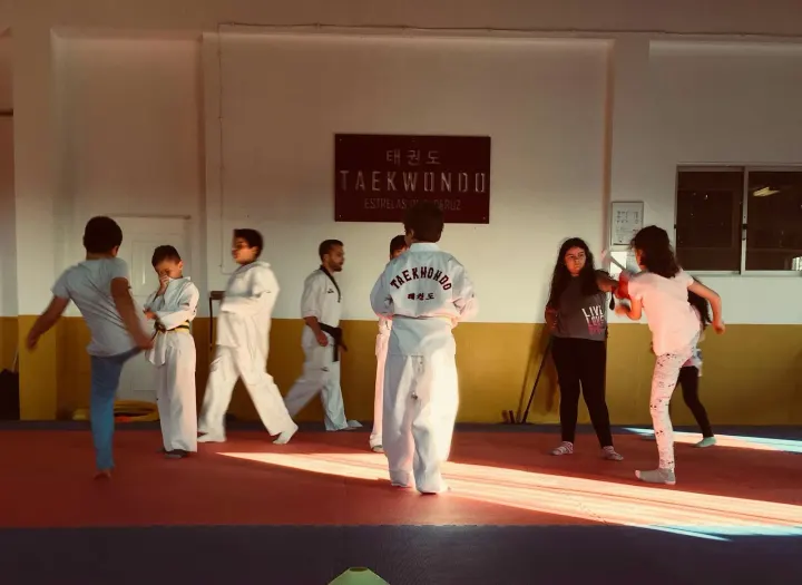 Escola Taekwondo Hugo Neves — artes marciais-studio em Biscaia, Palmela — 2