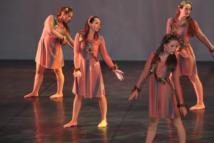 Atelier de Danse Matina Lowna — Yoga aux Pins-Francs, Bordeaux