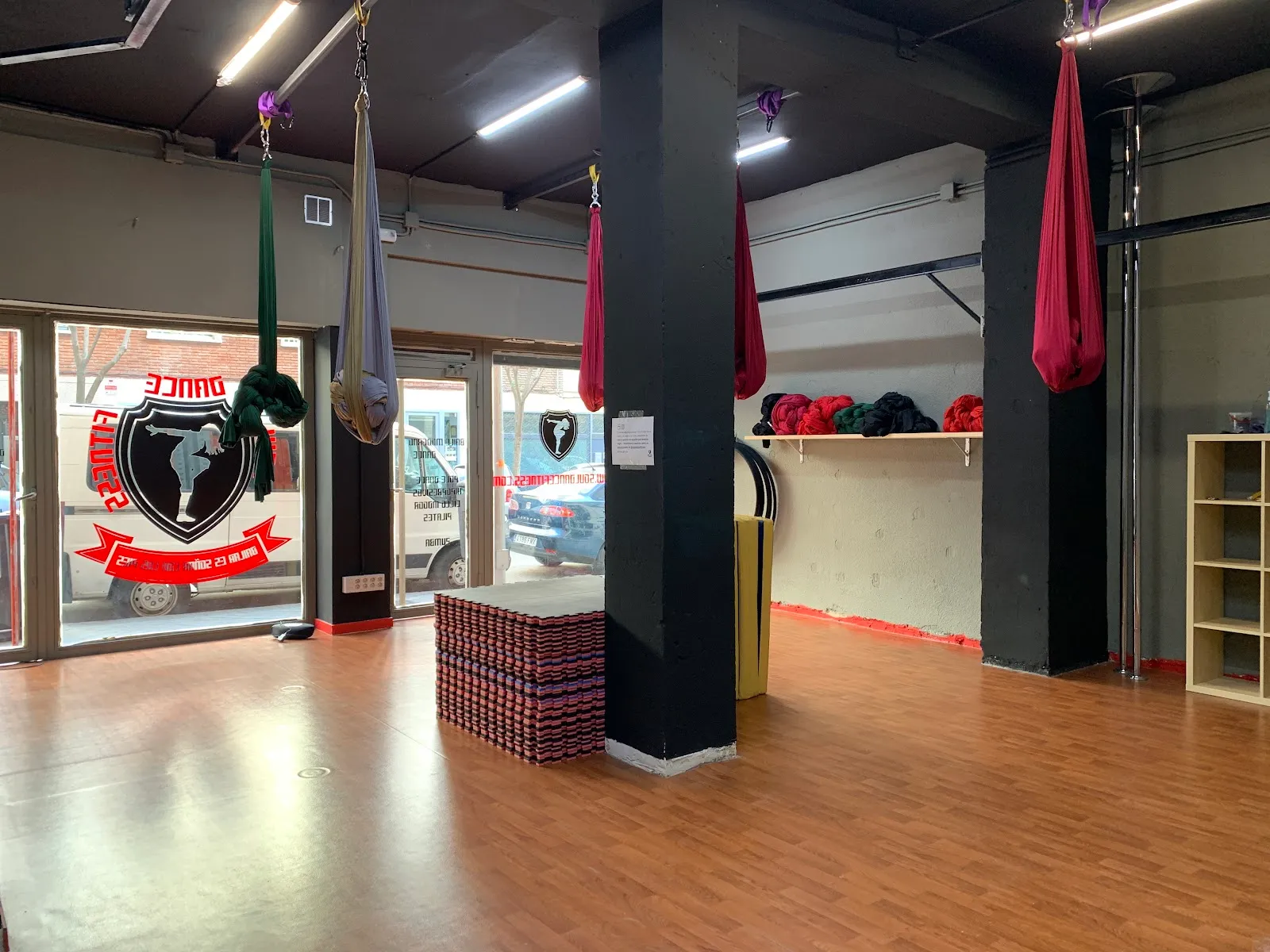 Glow Up - Pole Studio Ventas — pole fitness-studio en Madrid — 4