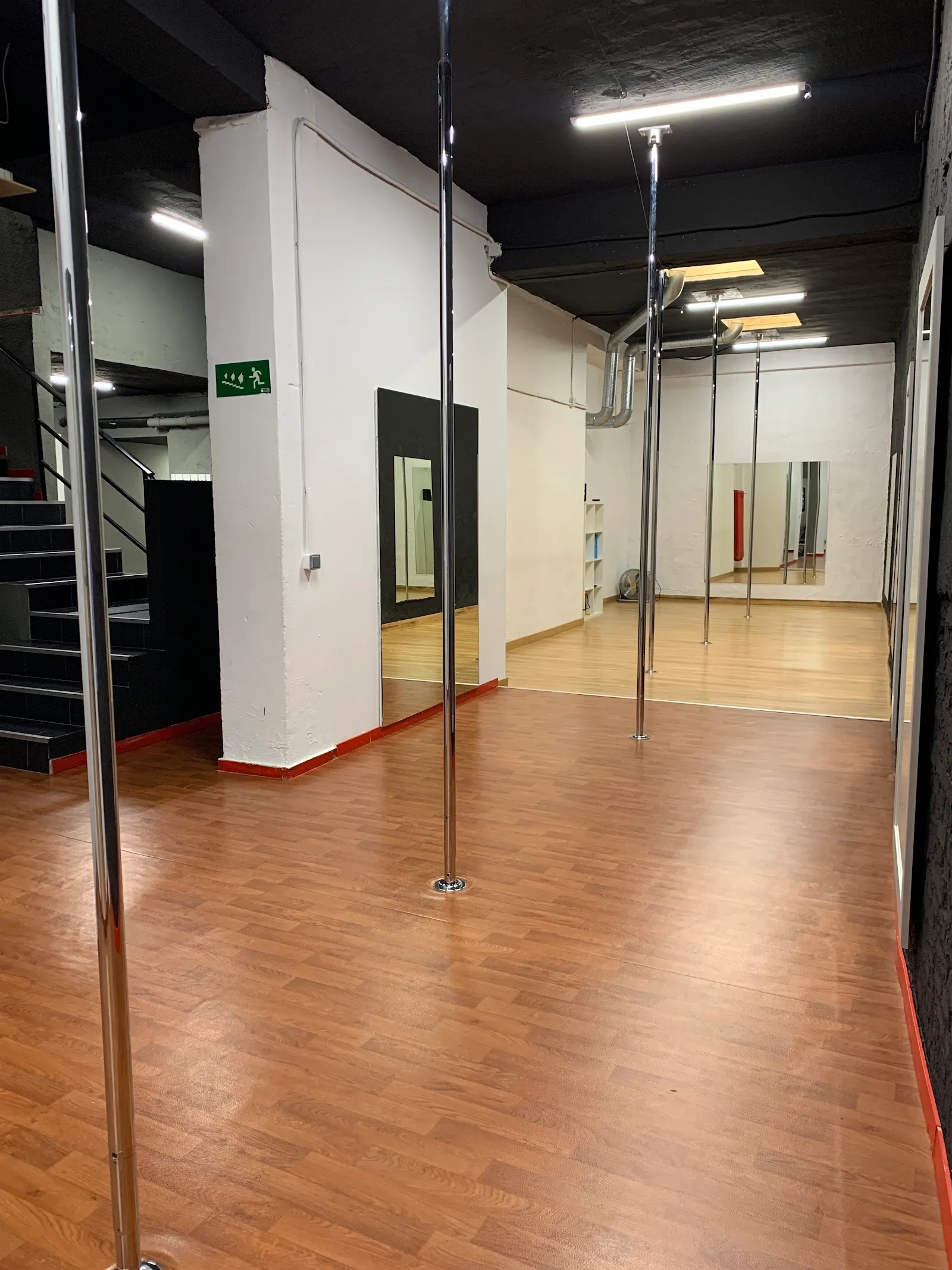 Glow Up - Pole Studio Ventas — pole fitness-studio en Madrid — 5