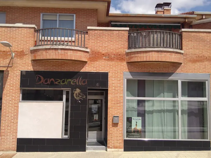 Anisa Saghira Danza Oriental — Baile en Laguna de Duero