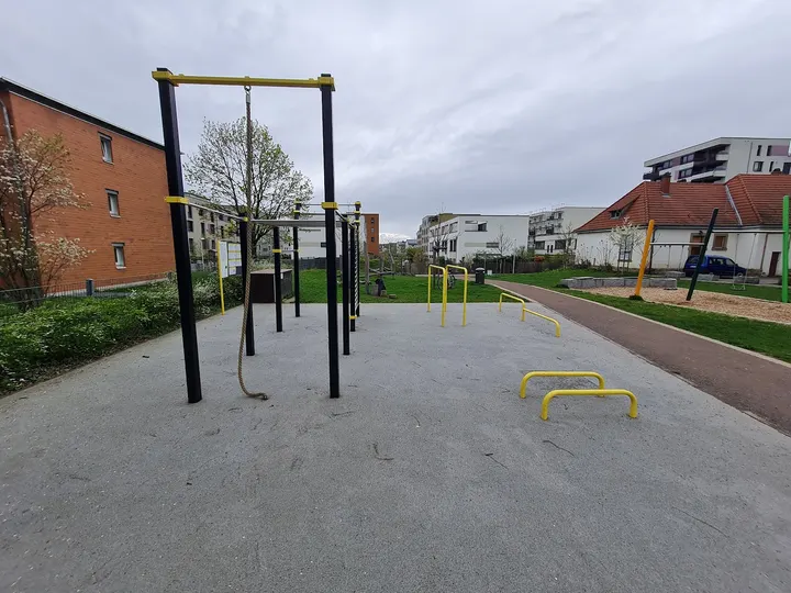 Calisthenics Park Freiburg Mooswald — calisthenics-studio in Freiburg im Breisgau — 4