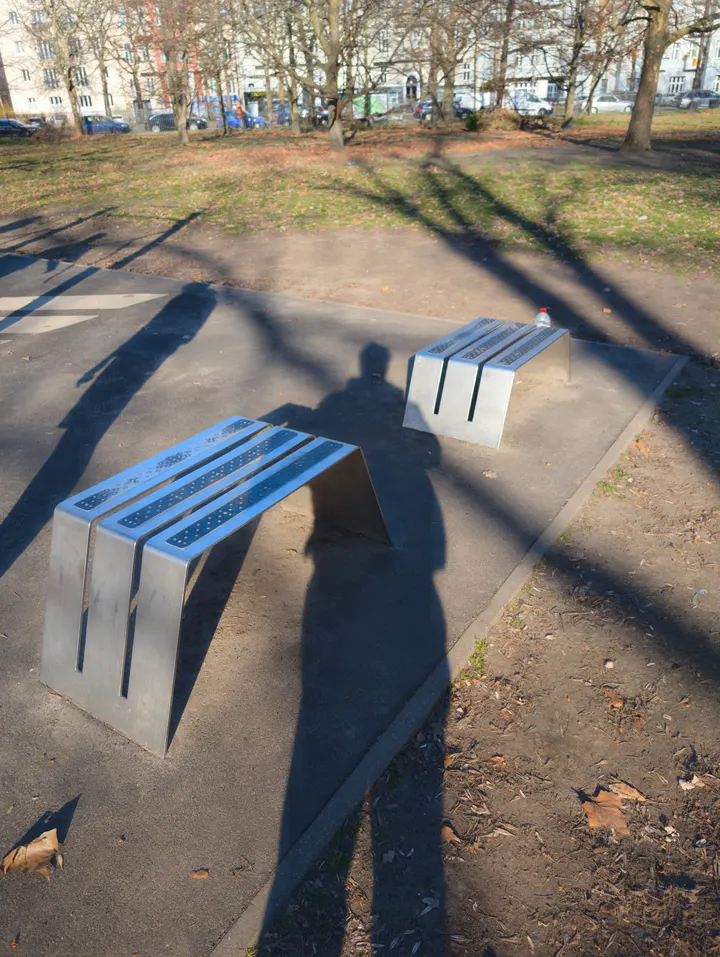 Calisthenics Adidas open air gym — fitnessstudio in Friedrichshain, Berlin — 2