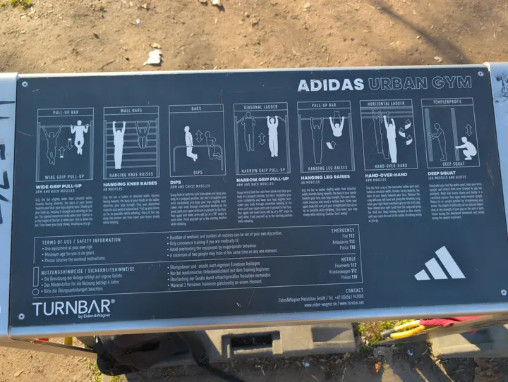 Calisthenics Adidas open air gym — fitnessstudio in Berlin — 4
