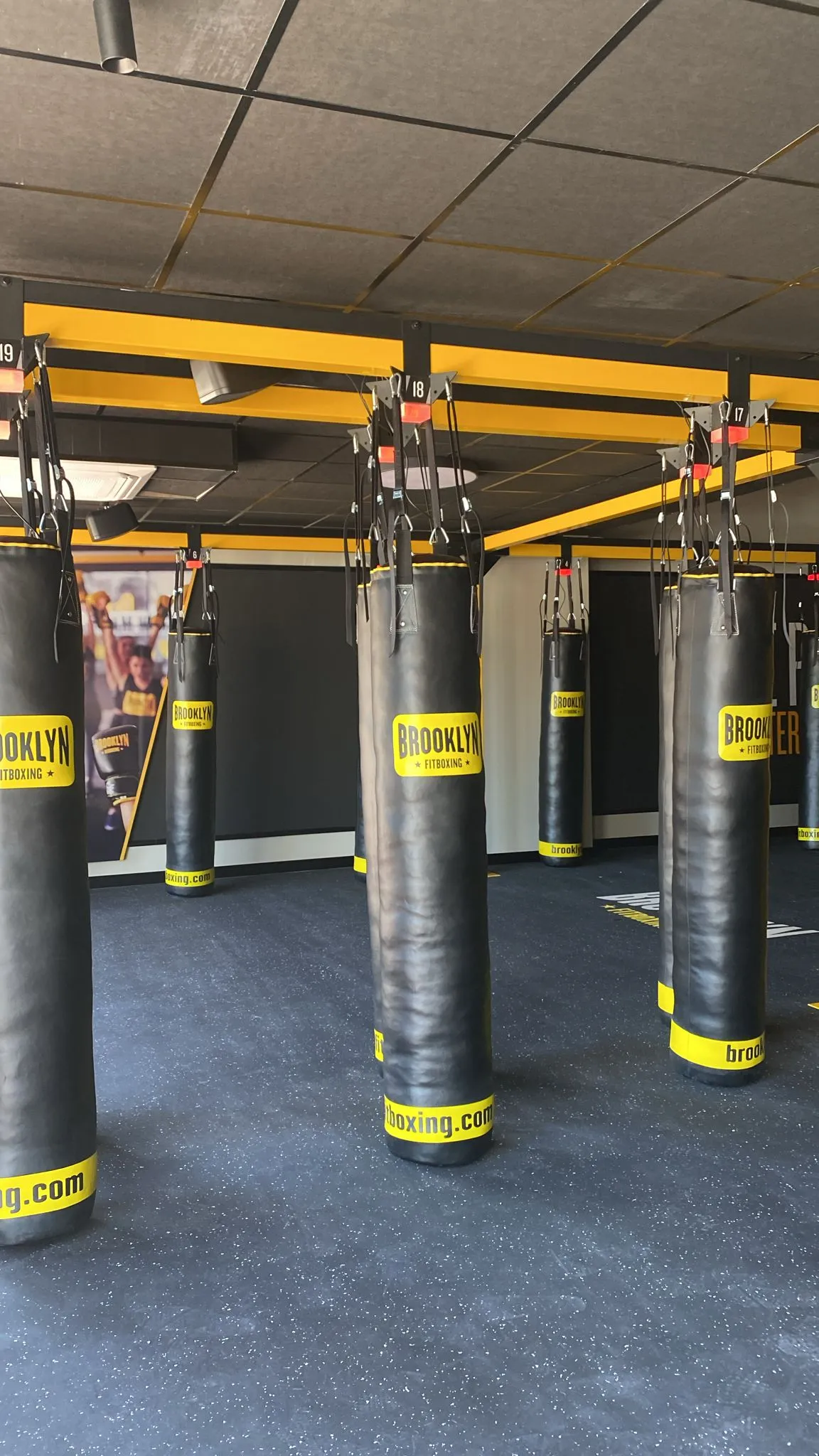 Brooklyn Fitboxing Alicante pau 1 — artes marciales-studio en Alicante — 2