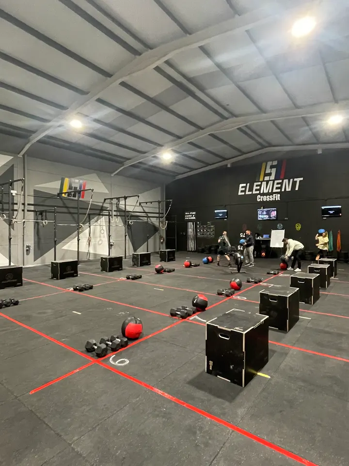 Five Element Fit — CrossFit en El Nevero, Badajoz