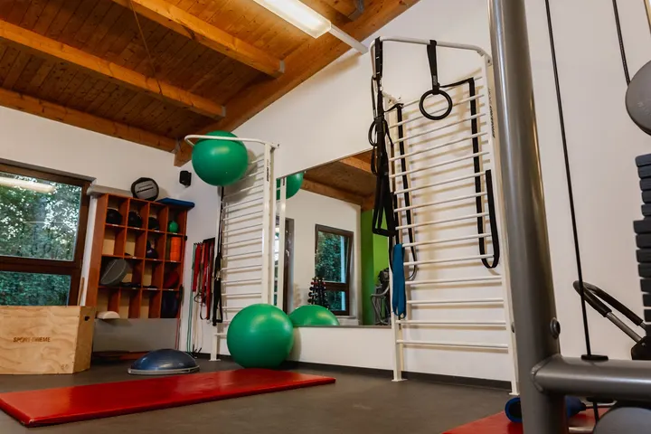 Fitness im Clara-Zetkin-Park — fitnessstudio in Schleußig, Leipzig — 3