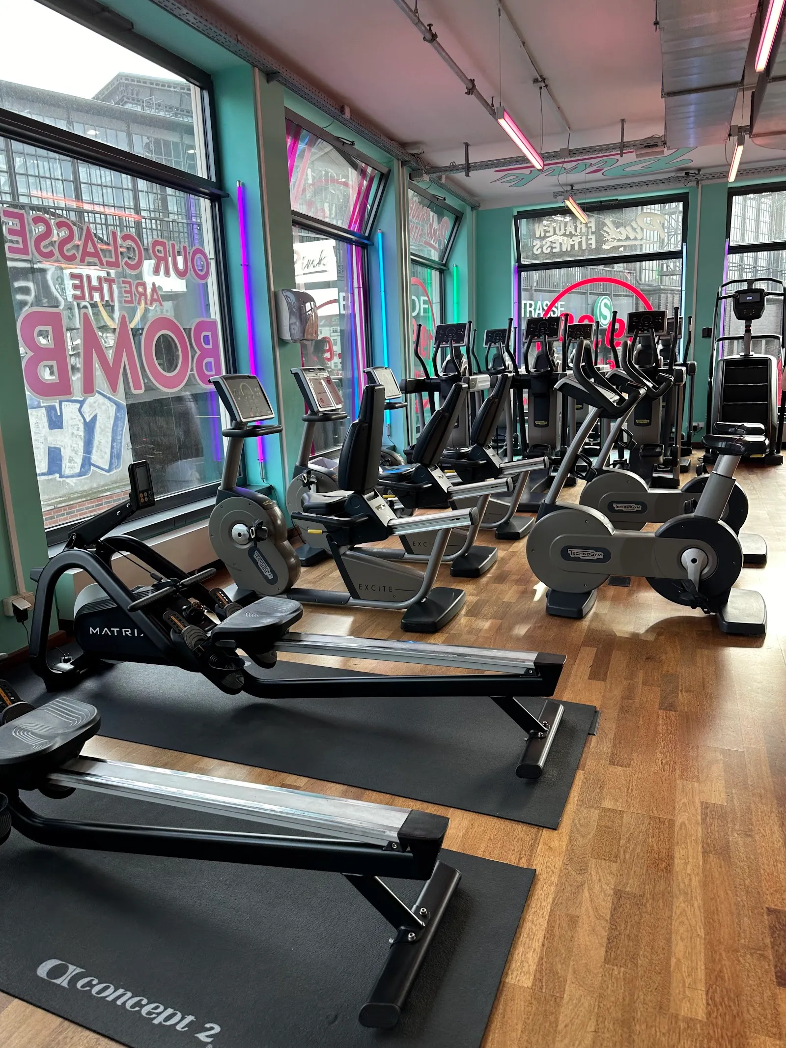 Pink Frauenfitness F100 GmbH — fitnessstudio in Mitte, Berlin — 3