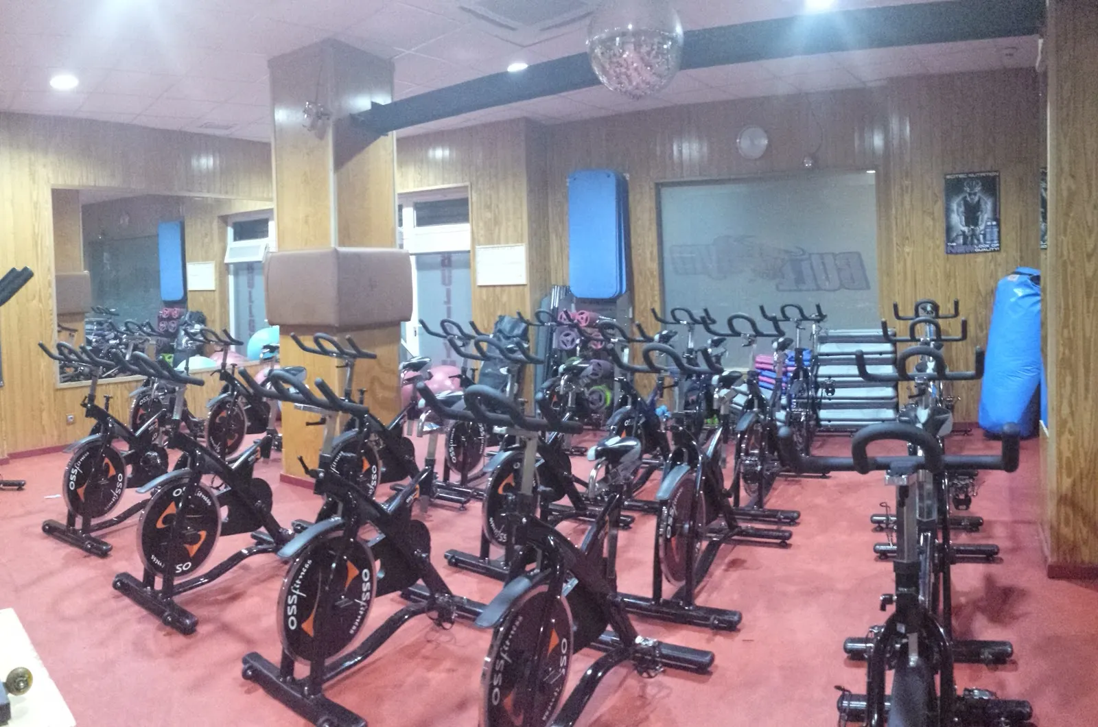 BULLGYM — estudio de fitness-studio en Motril — 3