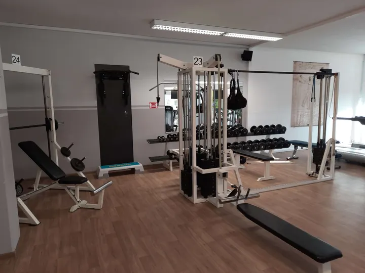 Rücken & Cardio Zentrum Fischer — fitnessstudio in Christiansreuth, Hof — 2