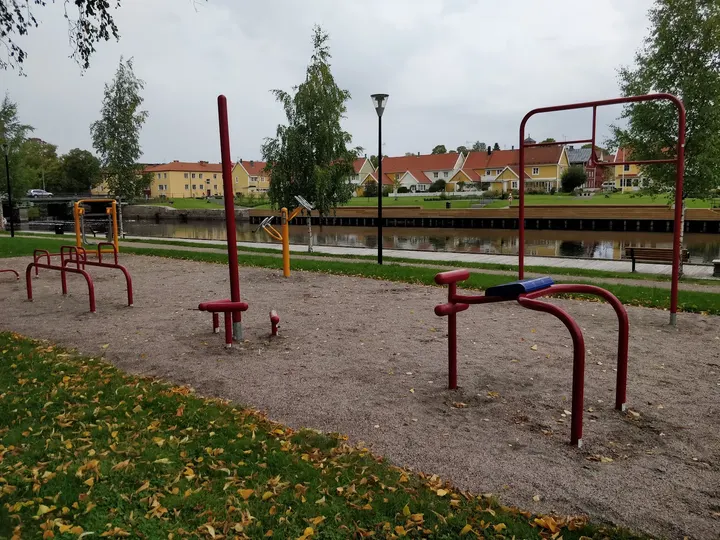 Utomhusgym Strandgården — Träningsstudio i Arboga