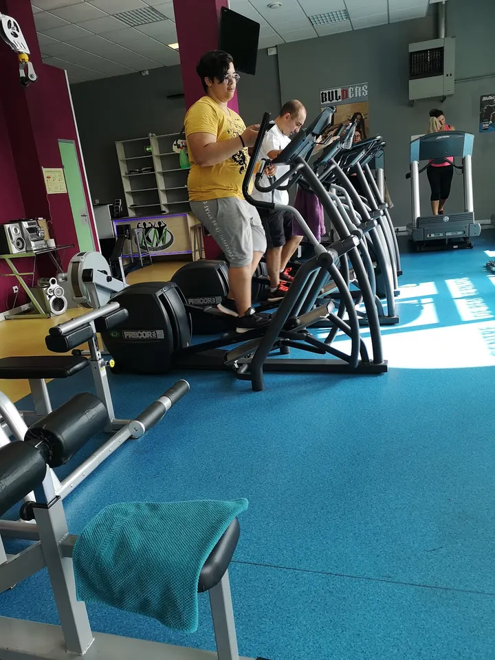 KM GYM — salle de fitness-studio à Nilvange — 2